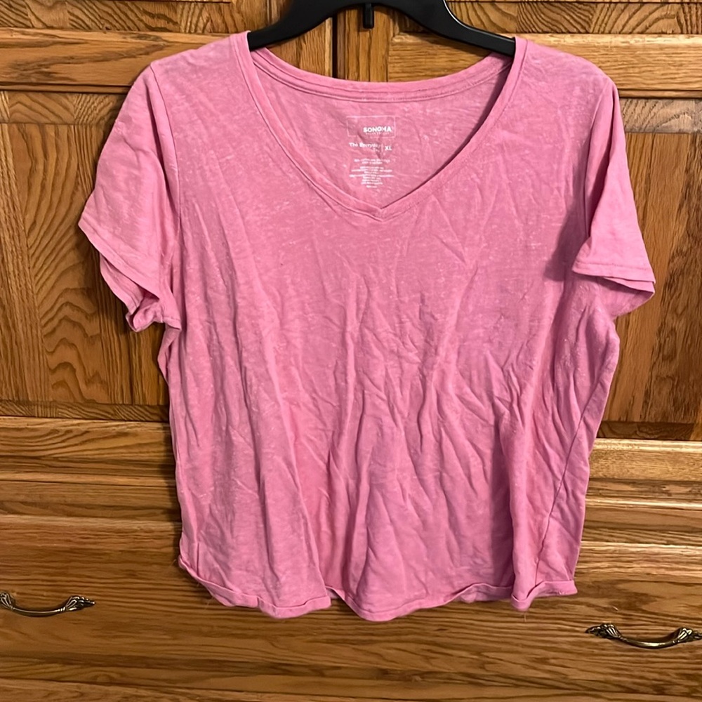 T shirt v neck